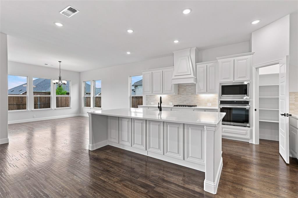 1430 Colorado Road Property Photo 1