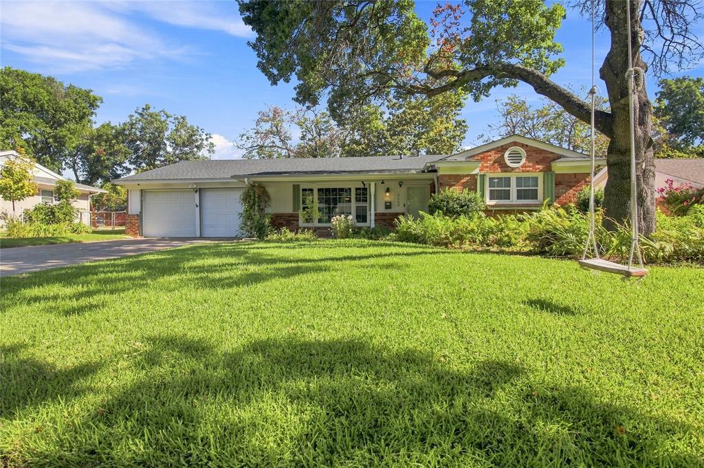 3552 Wosley Drive Property Photo 1