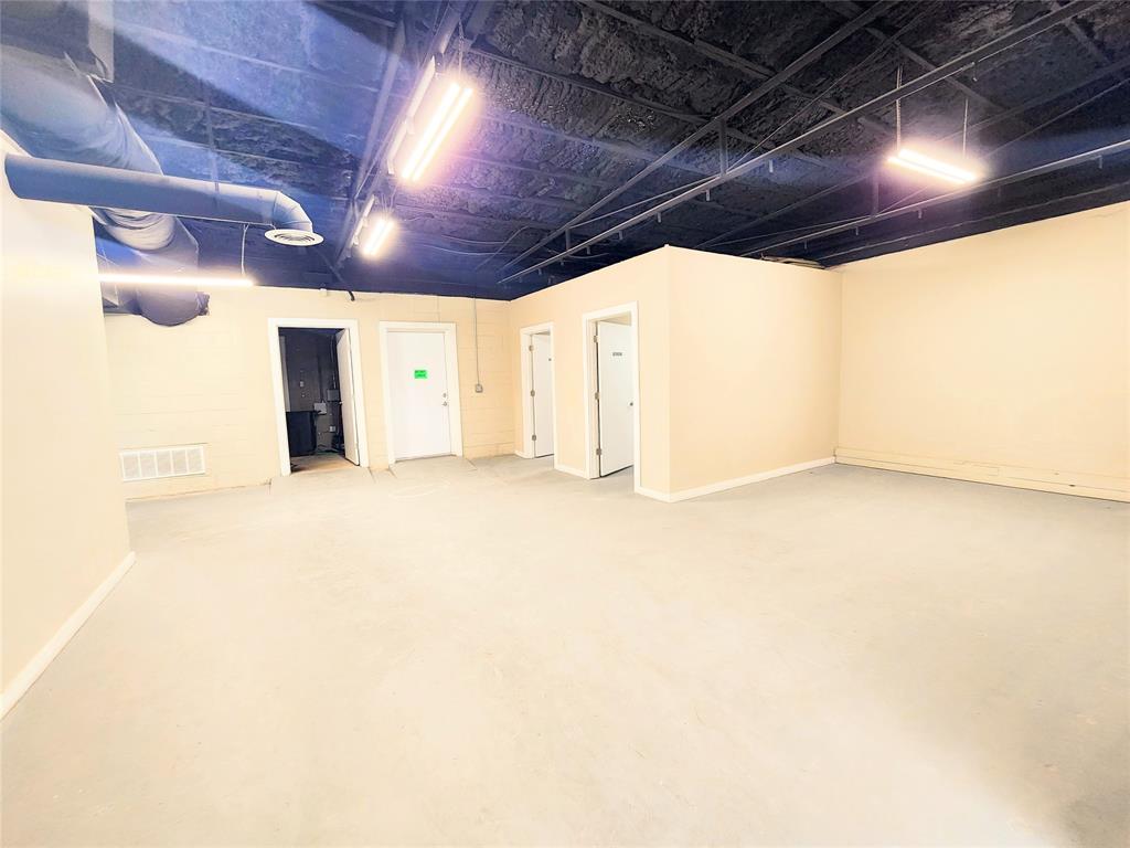 813 Hickory Property Photo 12