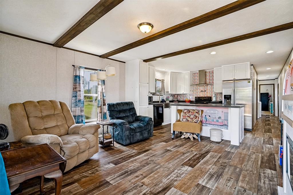 4415 Woodland Drive Property Photo 2