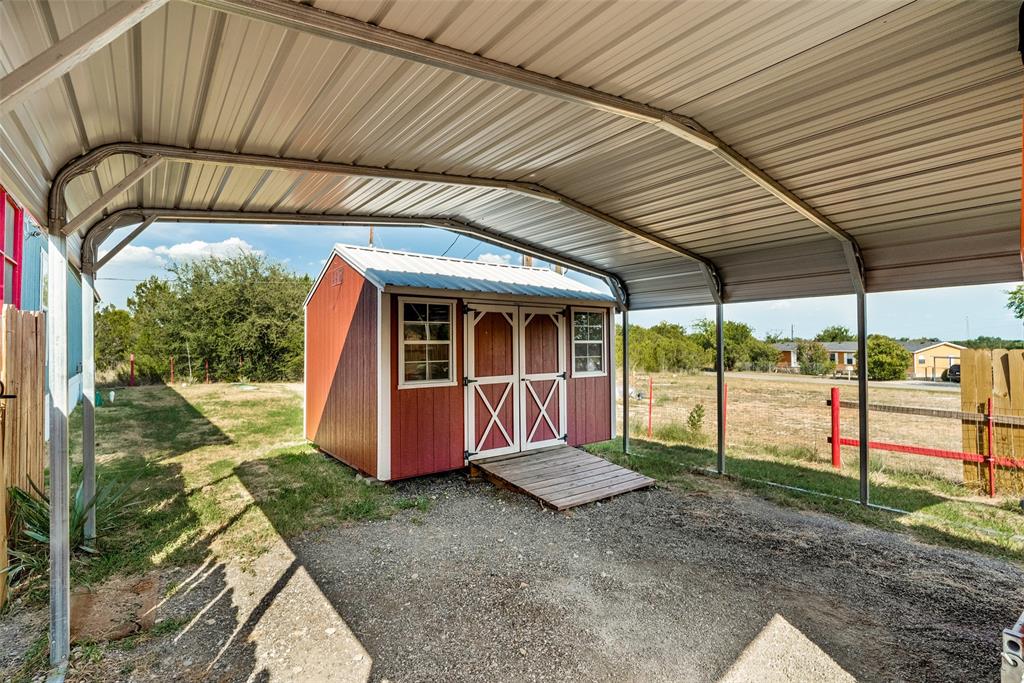 4415 Woodland Drive Property Photo 11