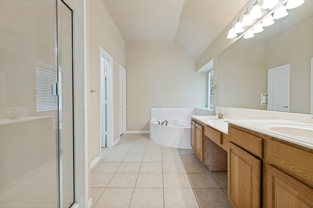 1319 Cadbury Lane Property Photo 19