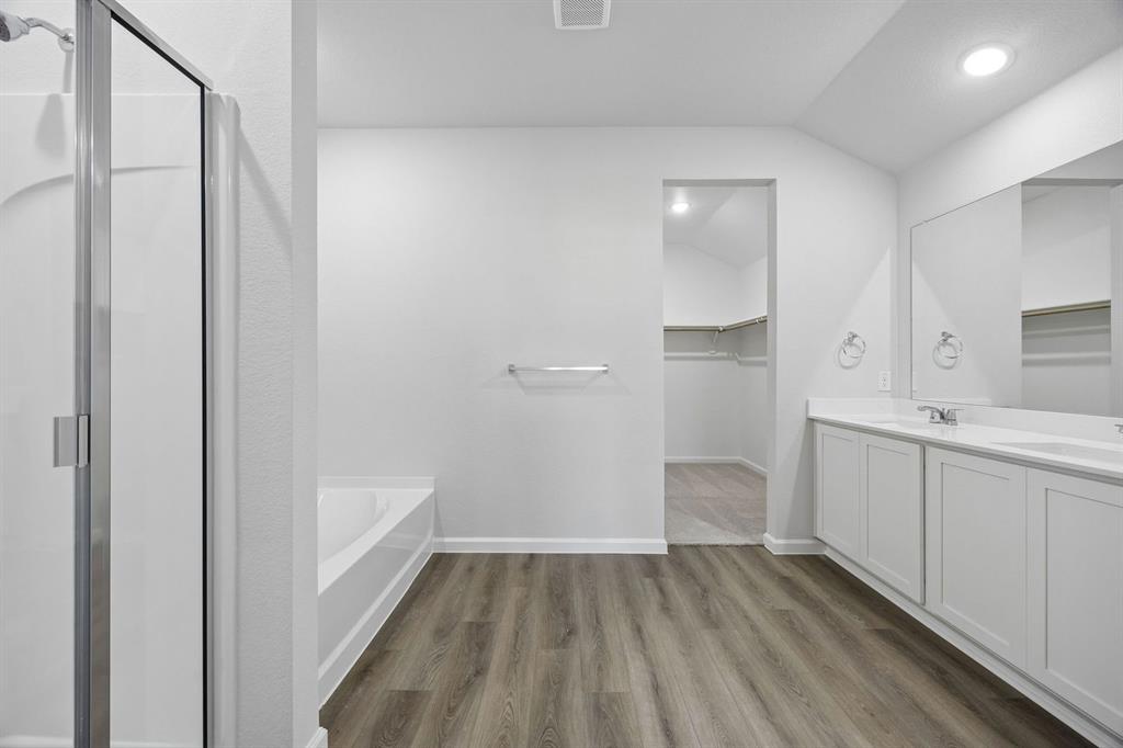 2511 Canadian Way Property Photo 16
