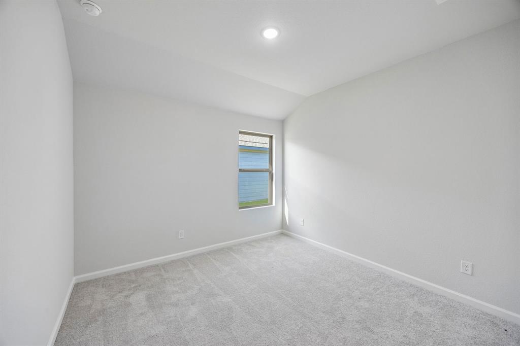 2511 Canadian Way Property Photo 23