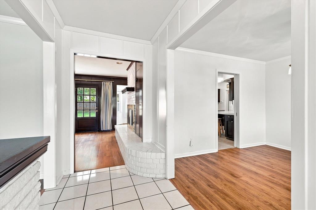 6409 W Ems Road Property Photo 4