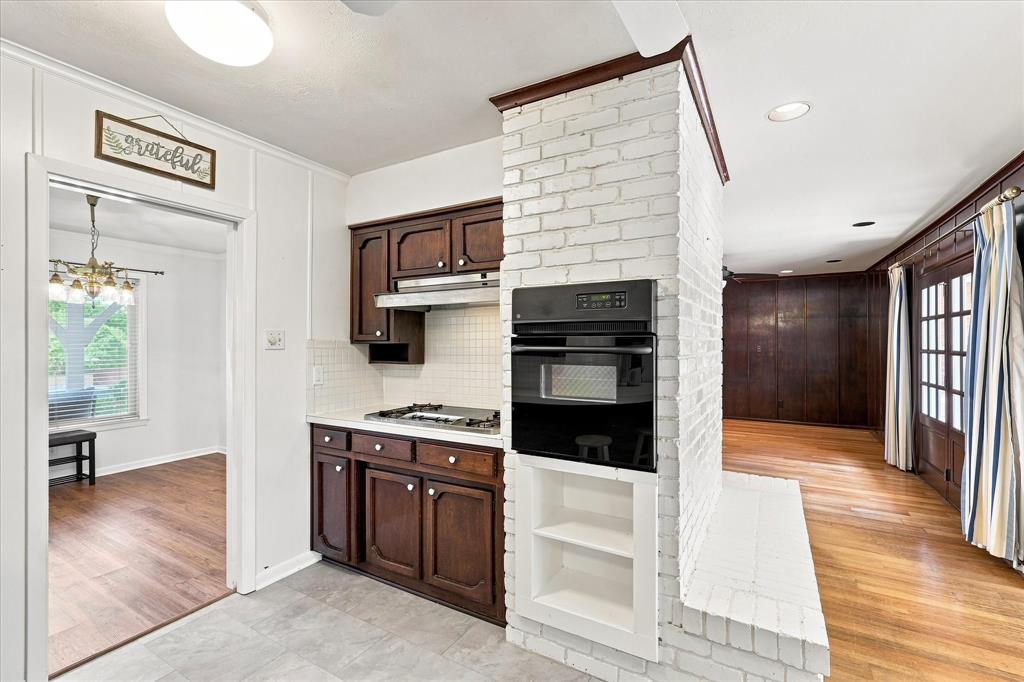 6409 W Ems Road Property Photo 7