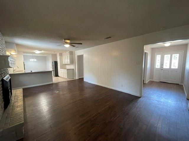 2232 Shady Brook Drive Property Photo 6