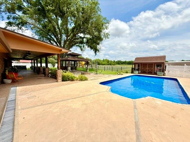 1608 Fm 1616 Property Photo 4