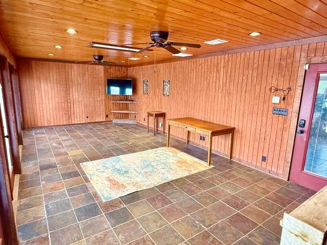 1608 Fm 1616 Property Photo 20