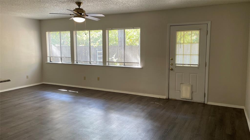 3201 Willow Bend Property Photo 14