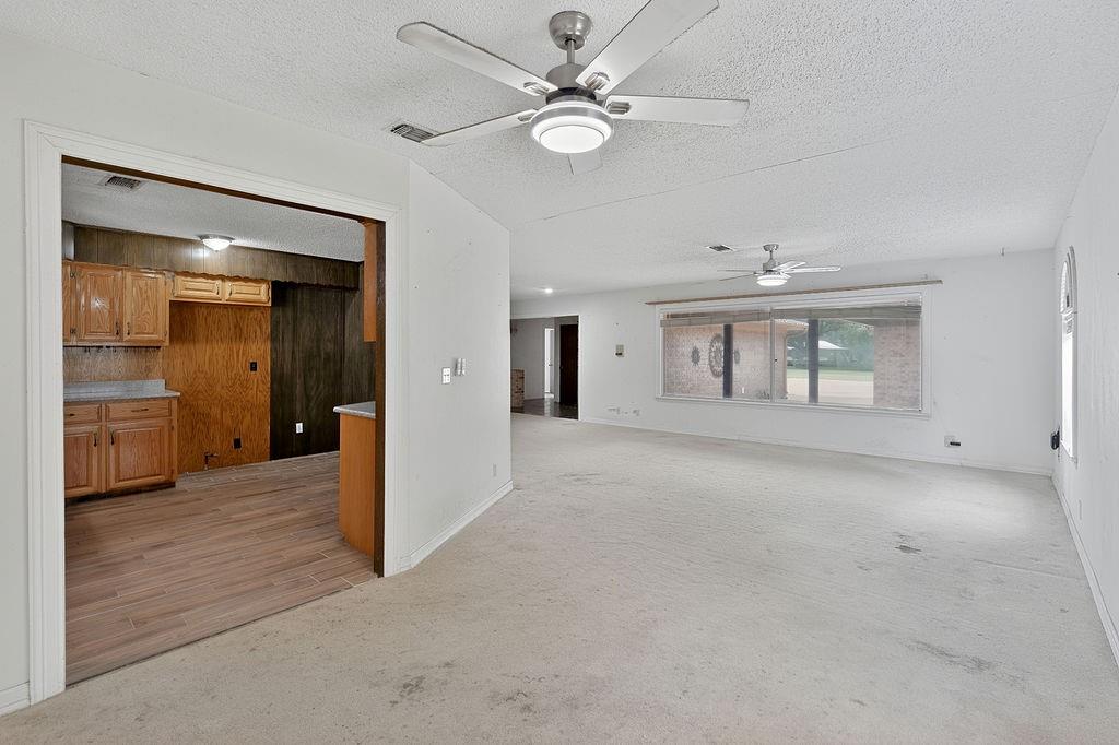 100 Joyner Street Property Photo 5