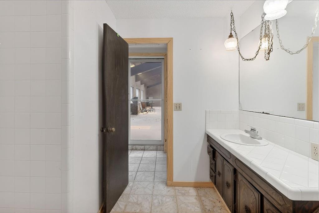 100 Joyner Street Property Photo 28