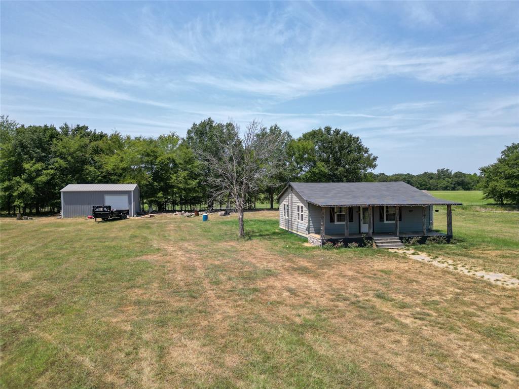 429 County Road 2610 Property Photo 3
