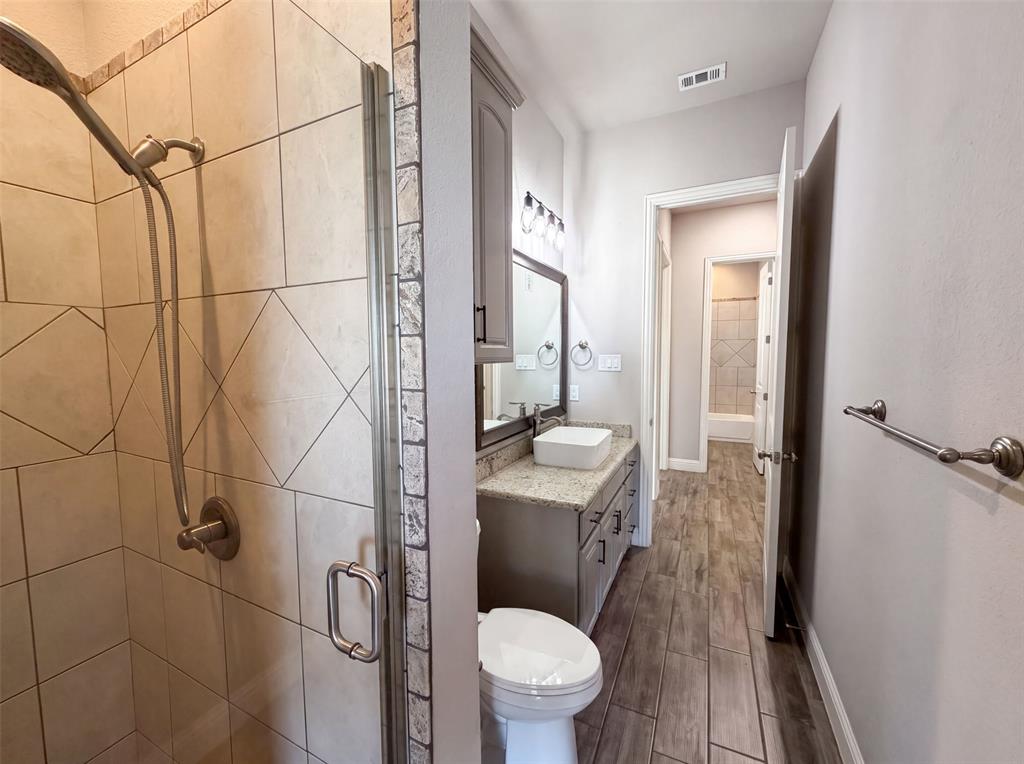 3608 Ridge Point Drive Property Photo 17