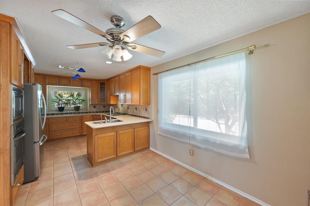 1919 Creek Wood Drive Property Photo 16