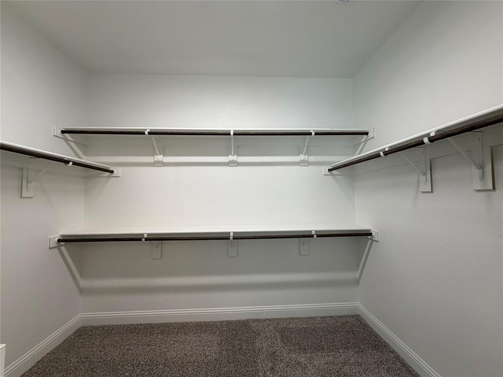 520 Aldred Street Property Photo 22