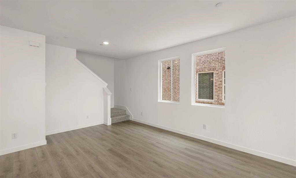 5717 Lakeview Drive Property Photo 10