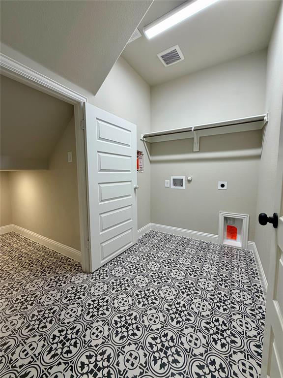390 Devonshire Drive Property Photo 33