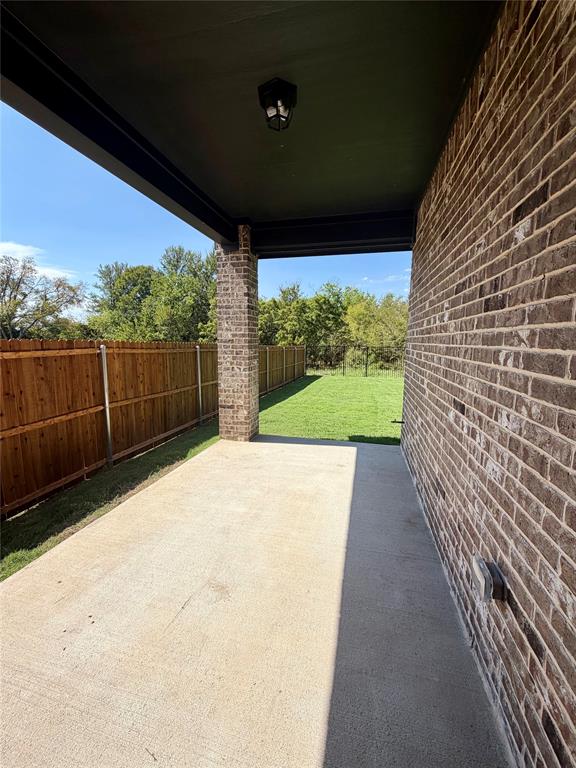 390 Devonshire Drive Property Photo 34