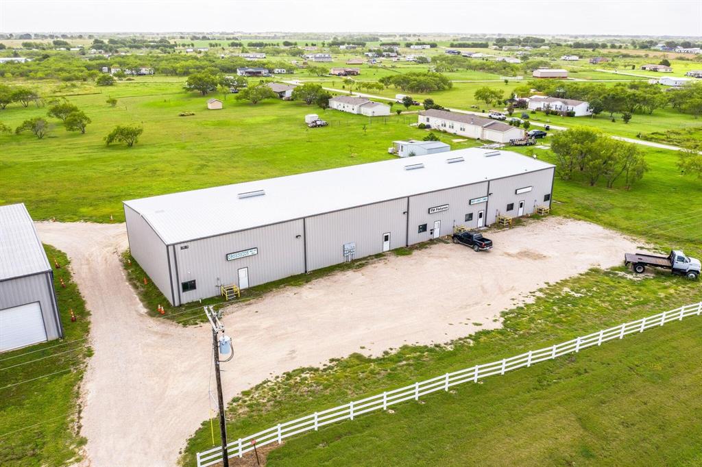 8081 E Highway 175 Property Photo 2