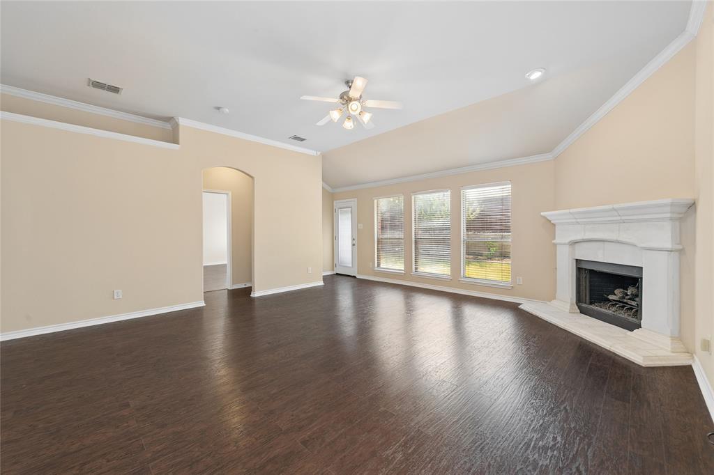 515 Mustang Trail Property Photo 16