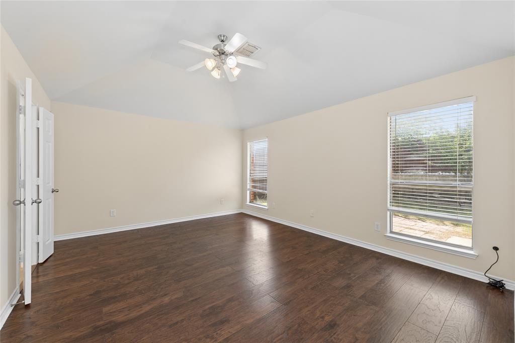 515 Mustang Trail Property Photo 17