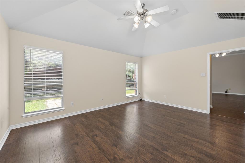 515 Mustang Trail Property Photo 18
