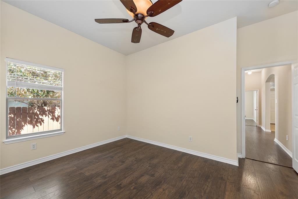 515 Mustang Trail Property Photo 28