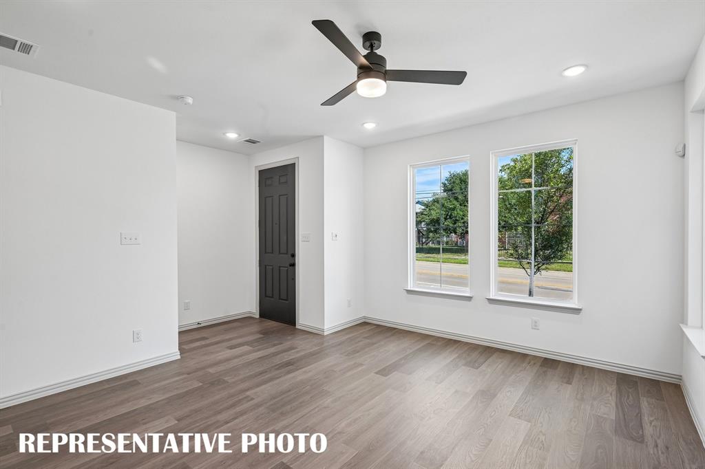 5302 Springlake Parkway Property Photo 3
