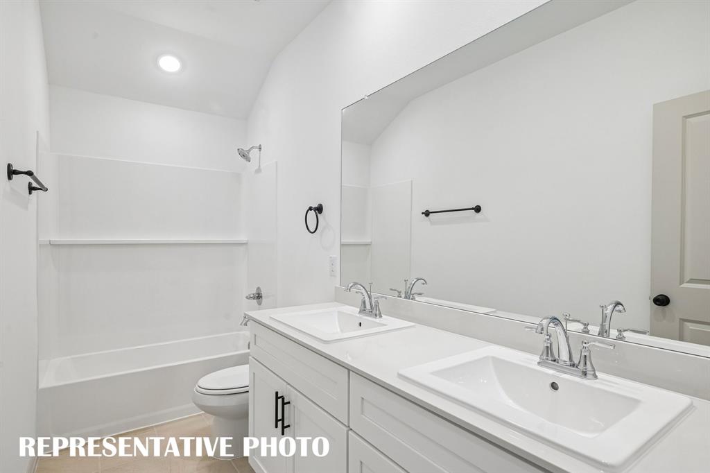5302 Springlake Parkway Property Photo 14