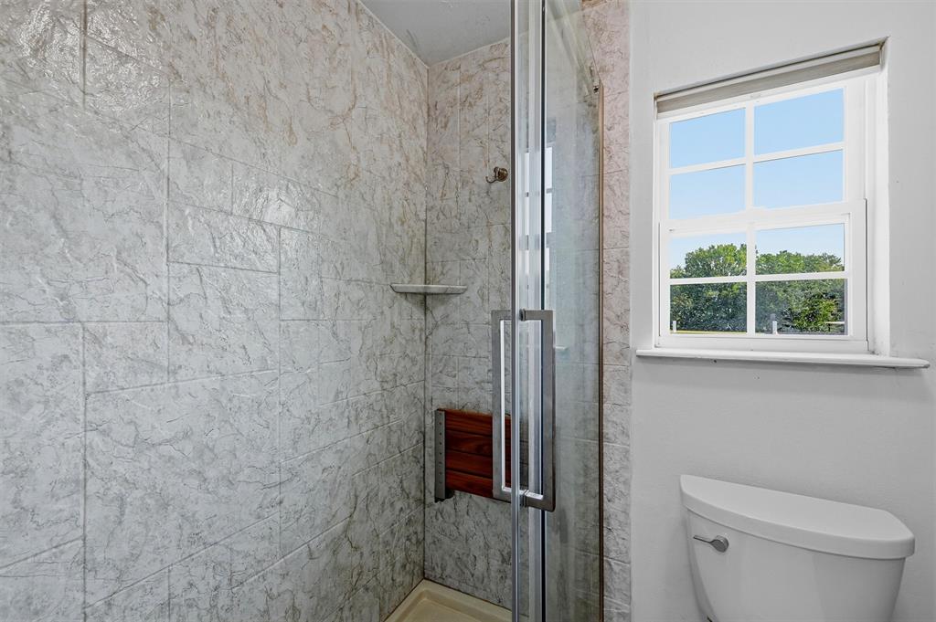 27513 State Highway 56 Property Photo 21