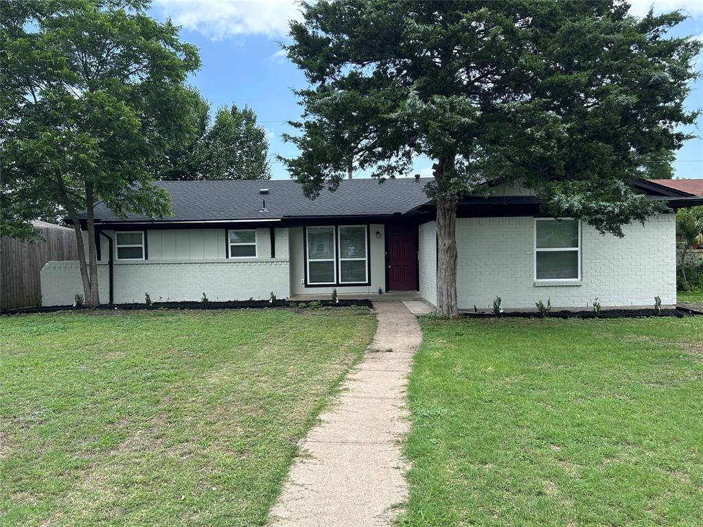 3837 Burning Tree Lane Property Photo 2
