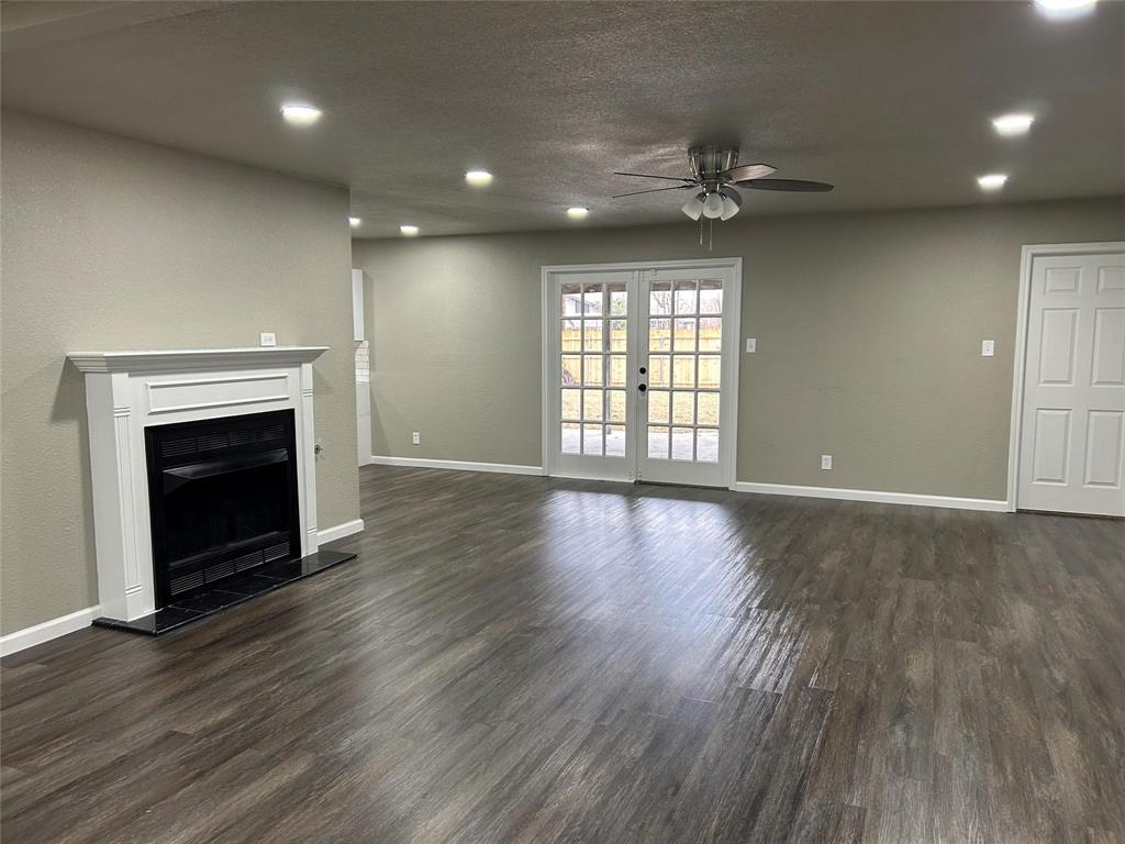 220 N Bernice Drive Property Photo 7