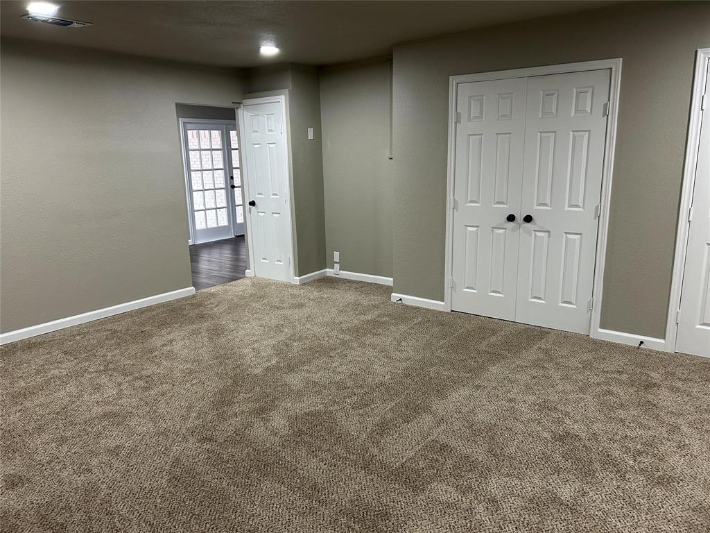 220 N Bernice Drive Property Photo 11