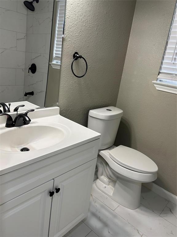 220 N Bernice Drive Property Photo 12