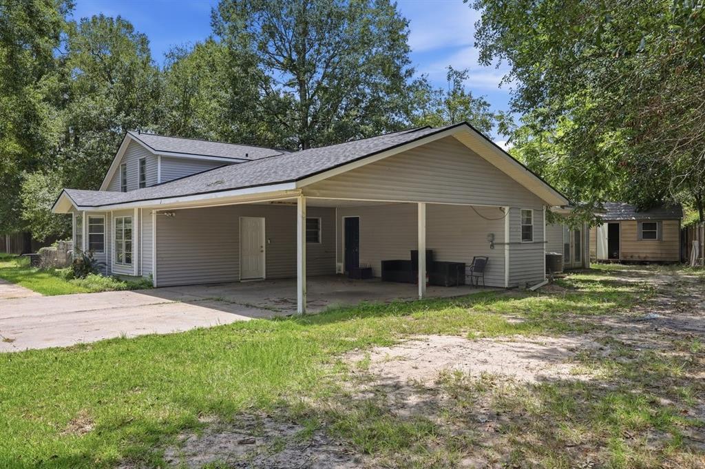 415 County Road 758 Property Photo 2