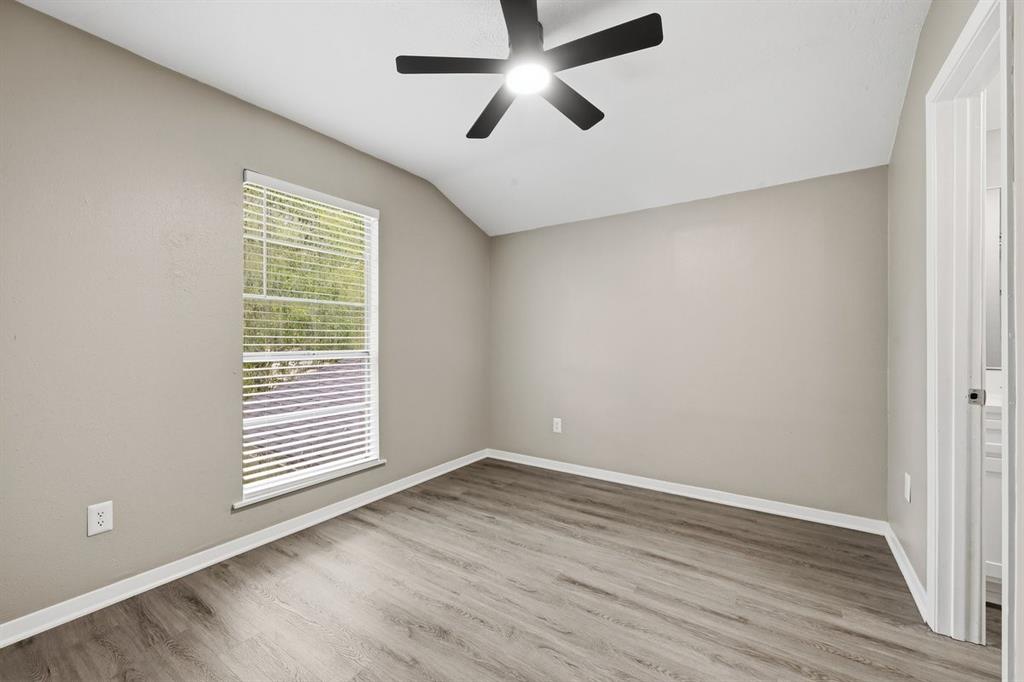 415 County Road 758 Property Photo 18