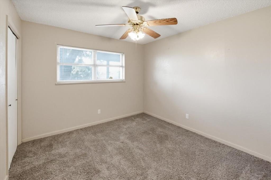 710 E Avenue A Property Photo 15