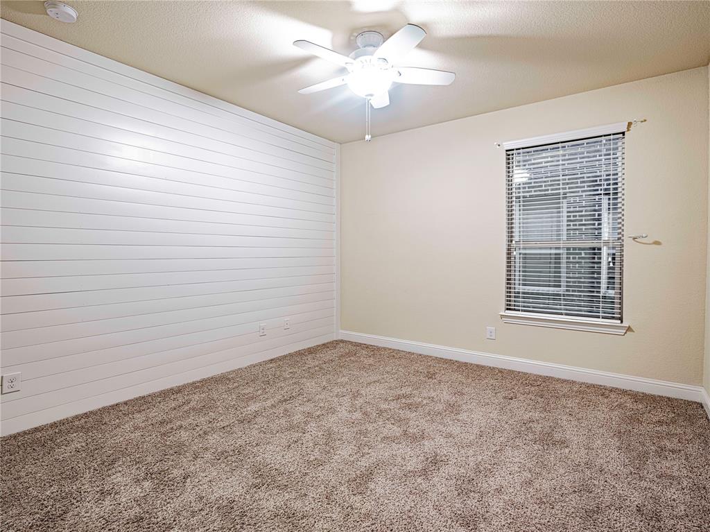 2724 Driftwood Creek Trail Property Photo 17