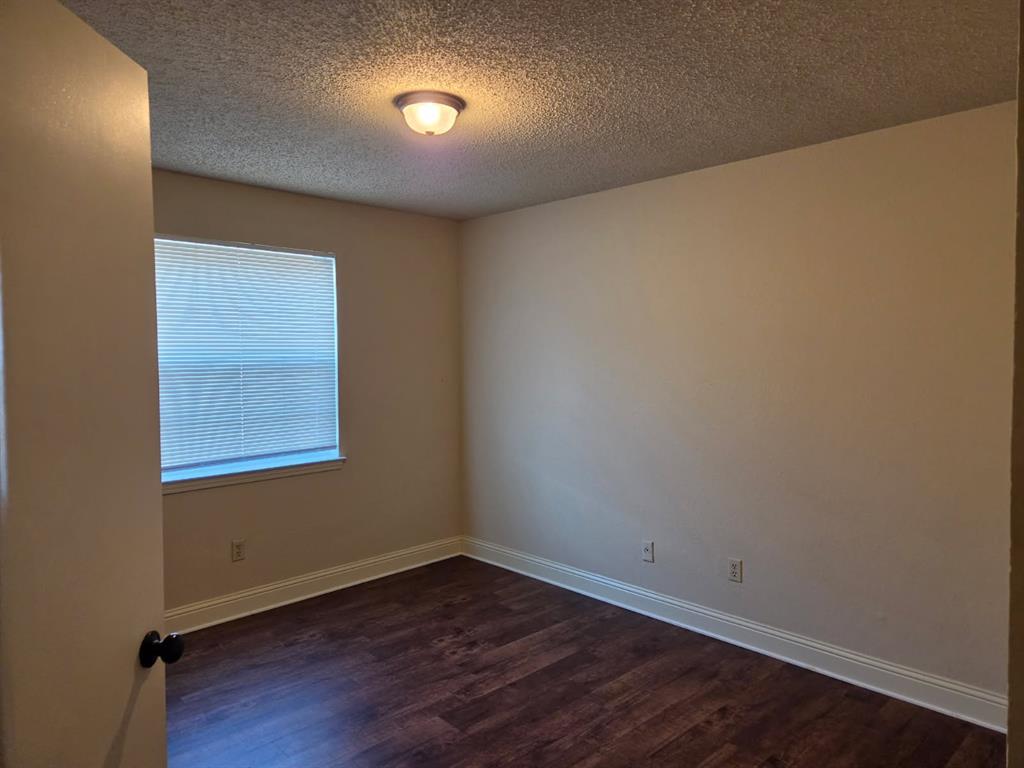 7326 Ne Loop 820 Property Photo 7
