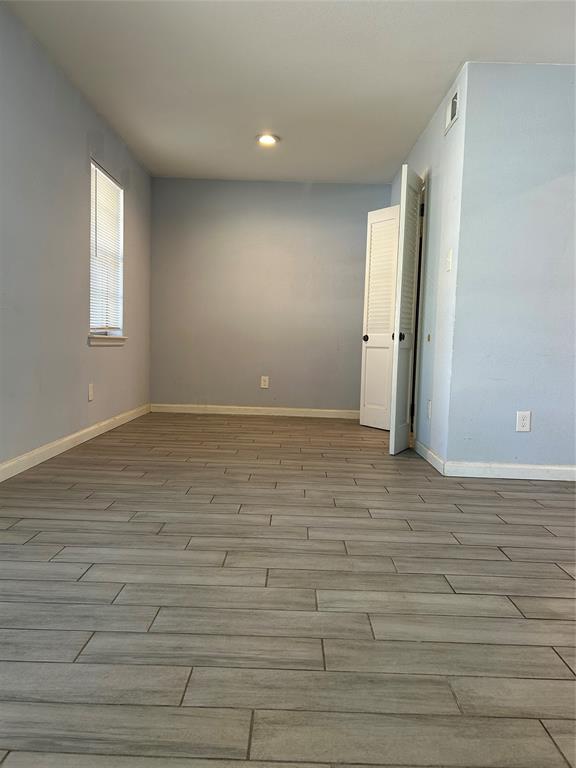 2725 Mark Drive Property Photo 2