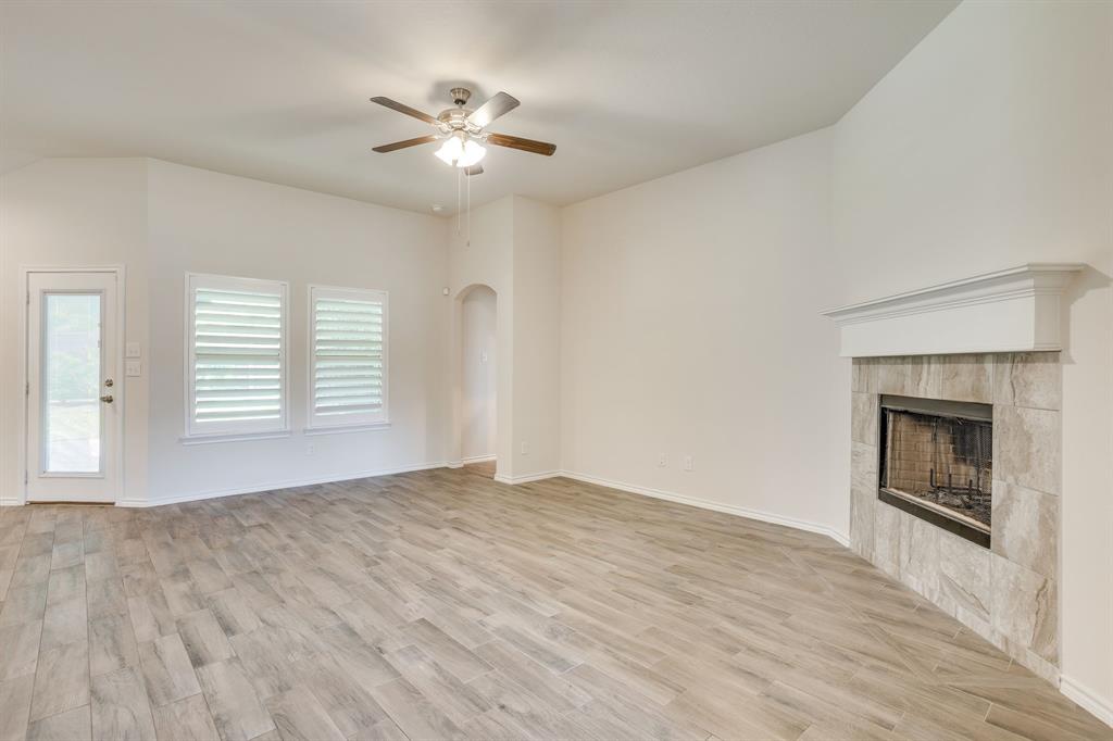 1533 Grassy Meadows Drive Property Photo 8