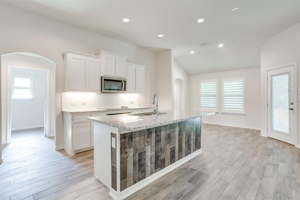 1533 Grassy Meadows Drive Property Photo 14