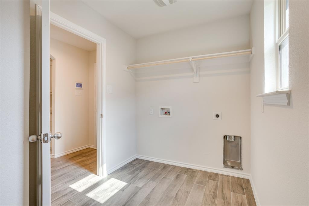 1533 Grassy Meadows Drive Property Photo 34