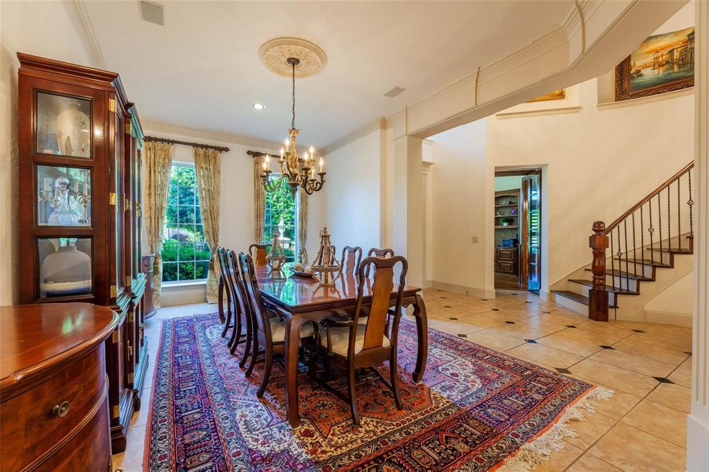 6705 Thorntree Drive Property Photo 4