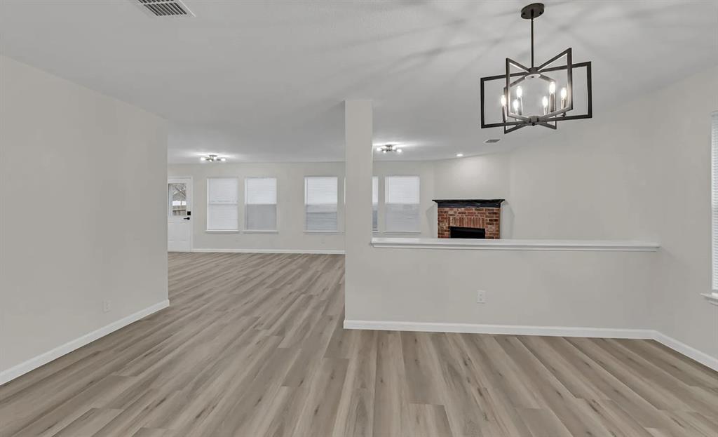 438 Stanley Falls Drive Property Photo 6