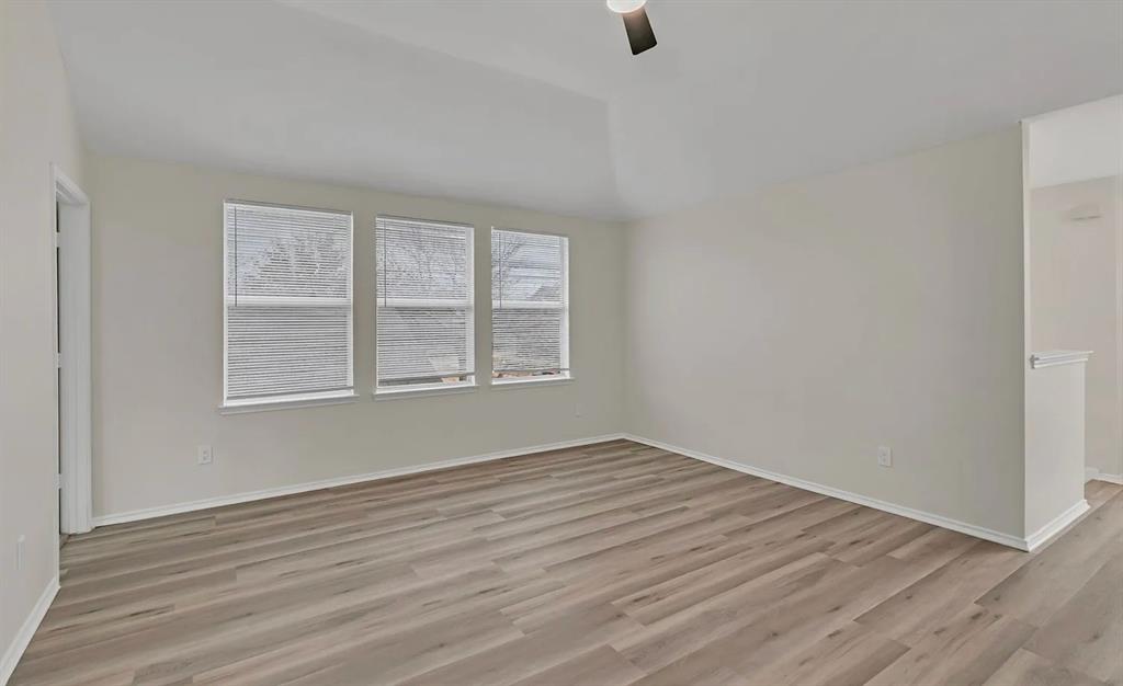 438 Stanley Falls Drive Property Photo 18