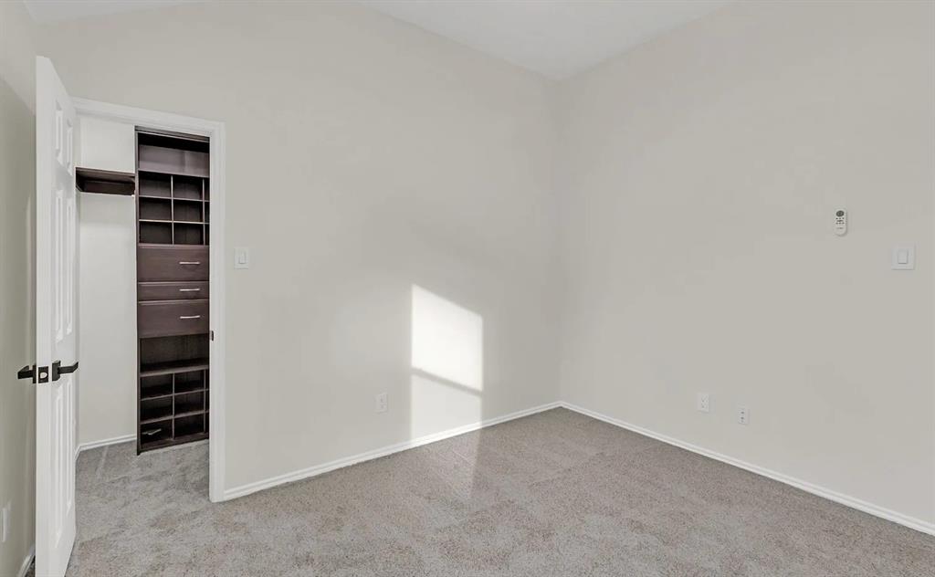 438 Stanley Falls Drive Property Photo 22