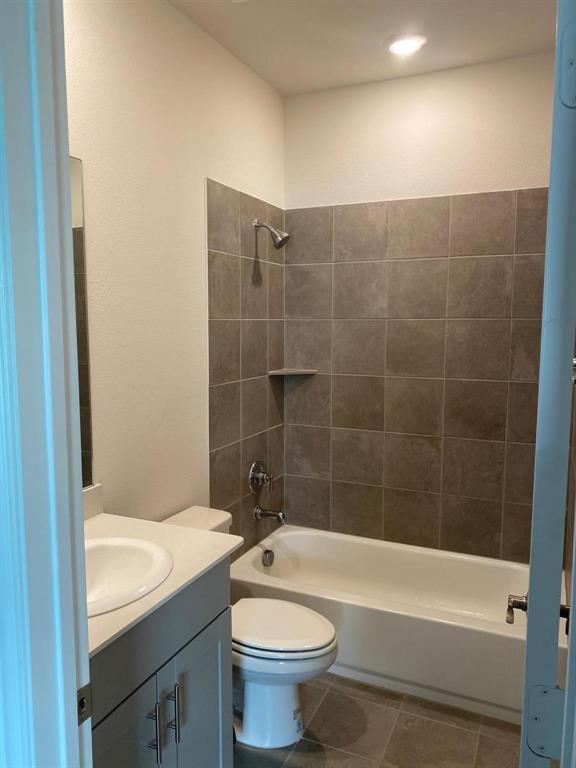 514 Janette Court Property Photo 14