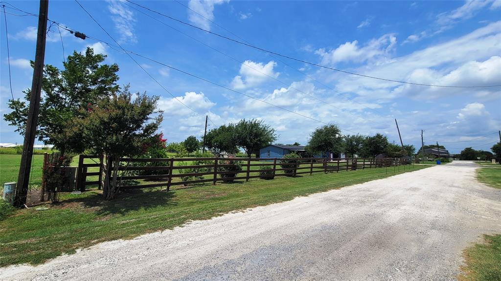 104 Mimosa Way Property Photo 31